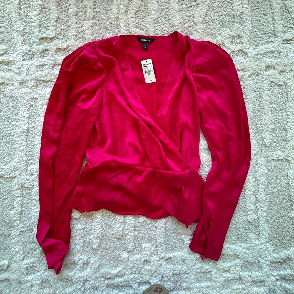 EXPRESS fuchsia satiny blouse